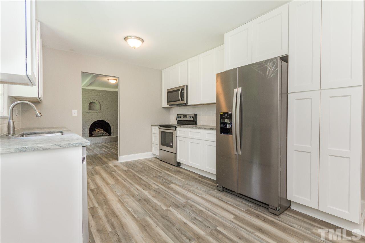 208 Brandon Court Raleigh, NC 27609 - Photo 10 of 23 Gallery Image 10