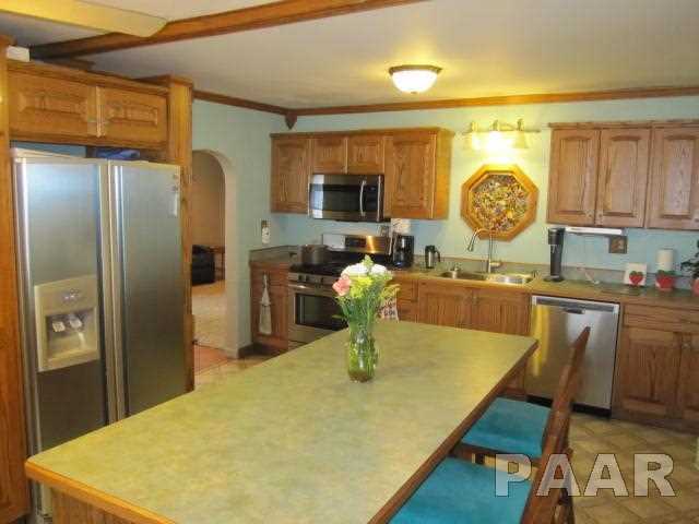 1803 Springfield Road East Peoria, IL 61611 - Photo 17 of 35 Gallery Image 17