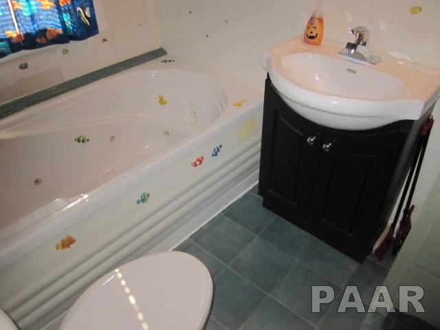 1803 Springfield Road East Peoria, IL 61611 - Photo 25 of 35 Gallery Image 25