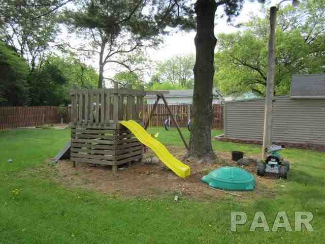 1803 Springfield Road East Peoria, IL 61611 - Photo 8 of 35 Gallery Image 8