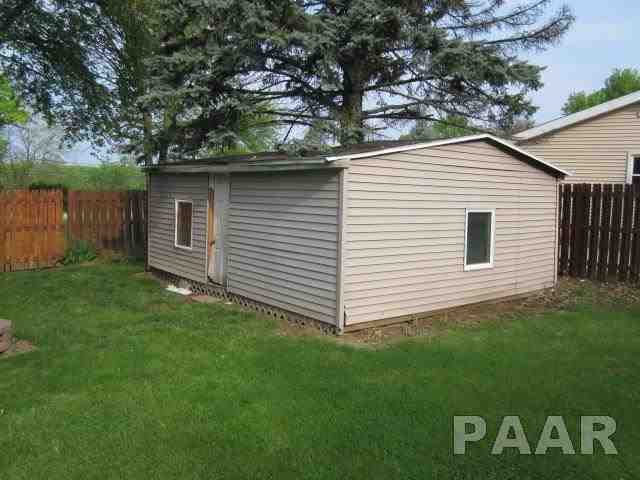 1803 Springfield Road East Peoria, IL 61611 - Photo 9 of 35 Gallery Image 9