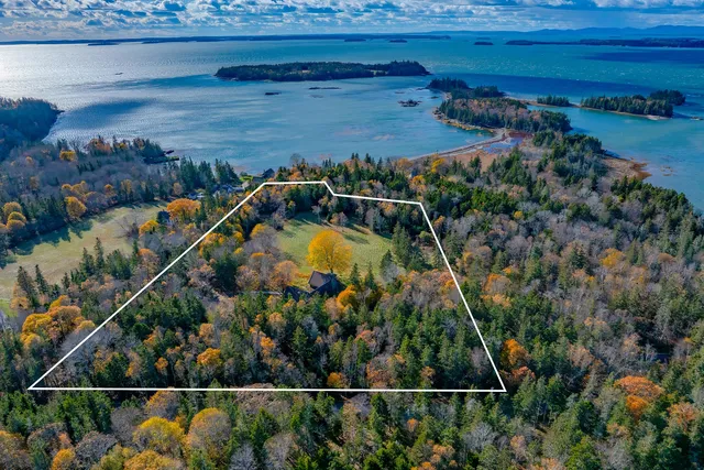 $1,000,000 | 15 Southwest Harbor Road, Deer Isle, ME 04627