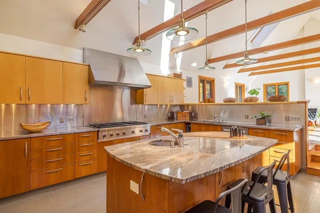 $1,000,000 | 15 Southwest Harbor Road, Deer Isle, ME 04627