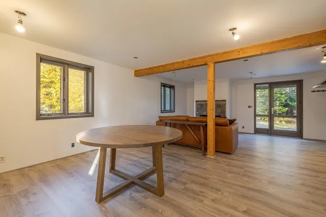 $1,000,000 | 15 Southwest Harbor Road, Deer Isle, ME 04627