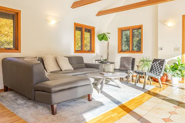 $1,000,000 | 15 Southwest Harbor Road, Deer Isle, ME 04627