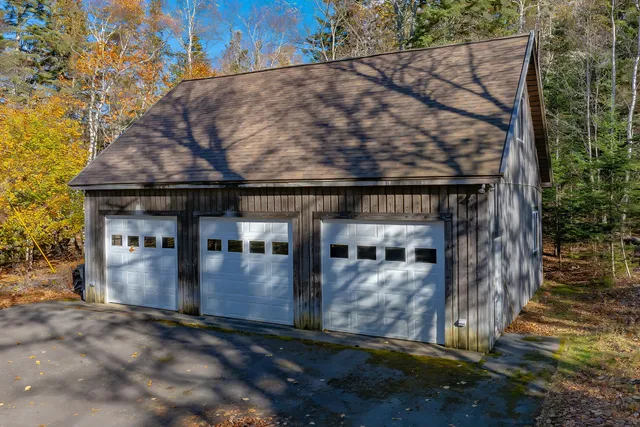 $1,000,000 | 15 Southwest Harbor Road, Deer Isle, ME 04627