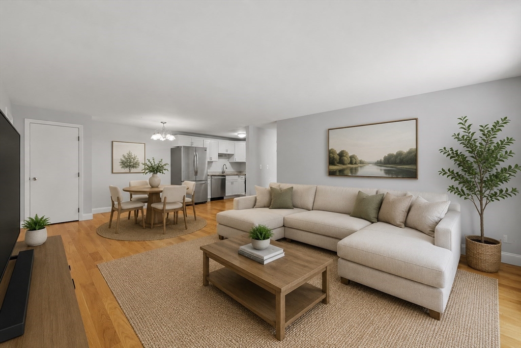 165 R Chestnut Street, Unit 2 Foxboro, MA 02035 - Photo 3 of 41