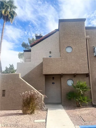 $895 | 2989 Juniper Hills Boulevard, Unit 102, Las Vegas, NV 89142
