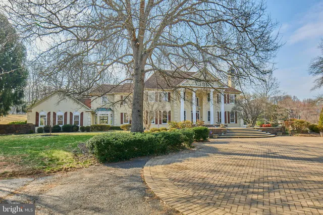 $2,499,700 | 6830 Clifton Road, Clifton, VA 20124