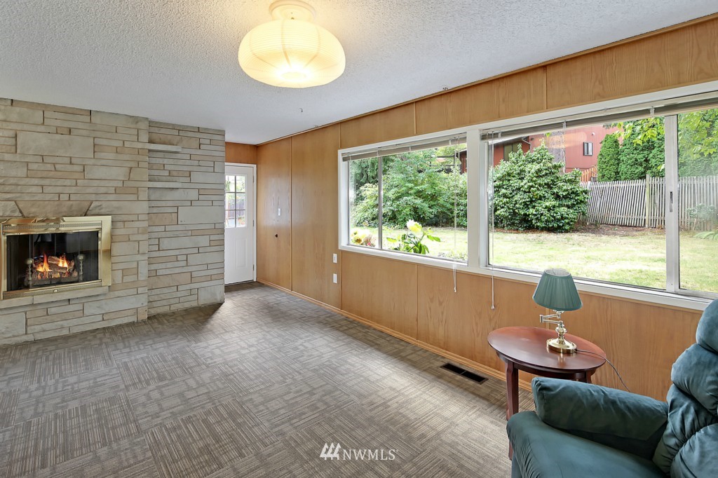 10216 242nd Place Southwest Edmonds, WA 98020 - Photo 7 of 19