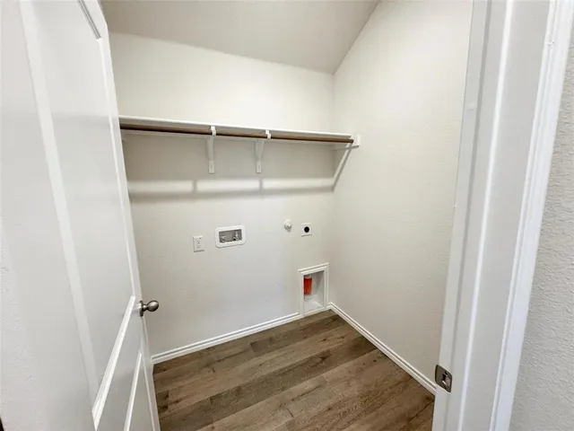 $1,750 | 810 Shear Drive, Royse City, TX 75189