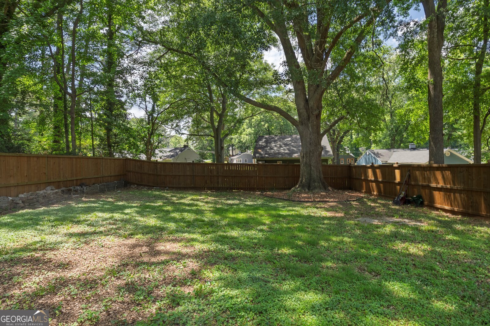 1157 Indale Place Southwest Atlanta, GA 30310 - Photo 37 of 41