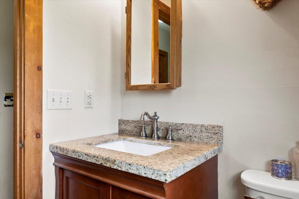 335 Tinmouth Road Danby, VT 05739 - Photo 12 of 40