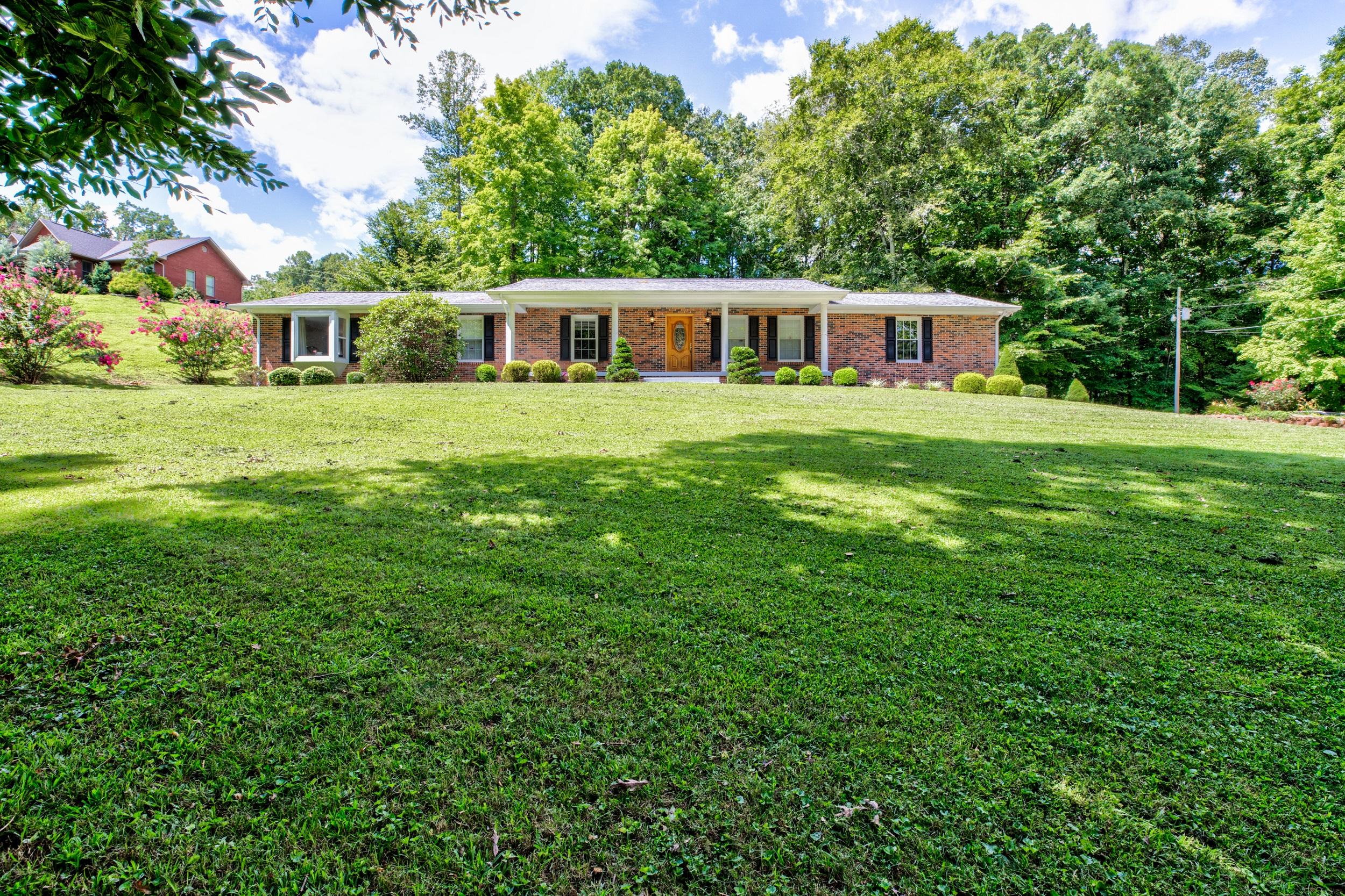 192 Davis Chapel Road La Follette, TN 37766 - Photo 1 of 36 192 Davis Chapel Road-1