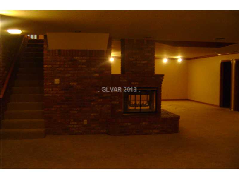 602 St Andrews Road Henderson, NV 89015 - Photo 11 of 18 Den.