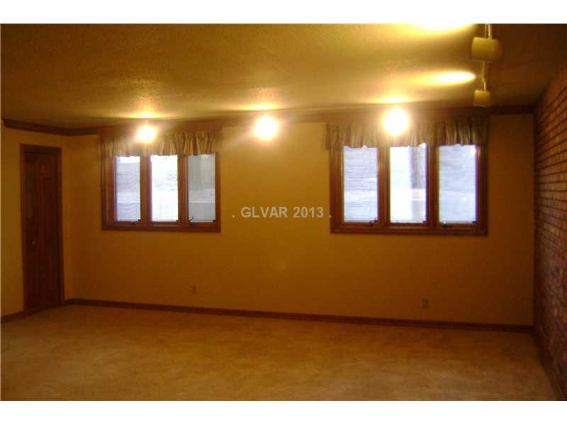 602 St Andrews Road Henderson, NV 89015 - Photo 10 of 18 Den.