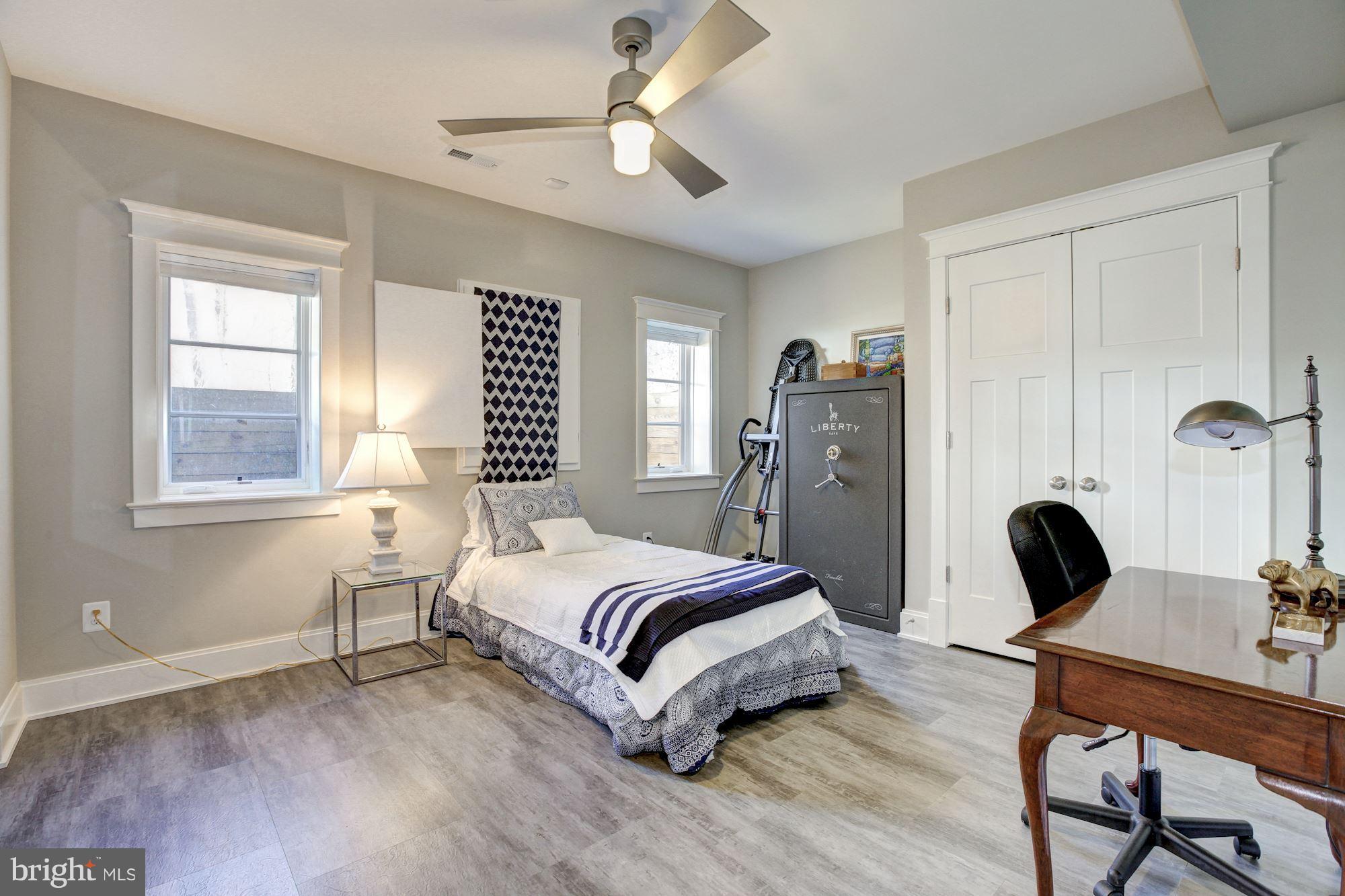 4957 Rock Spring Road Arlington, VA 22207 - Photo 24 of 31 Bedroom #5
