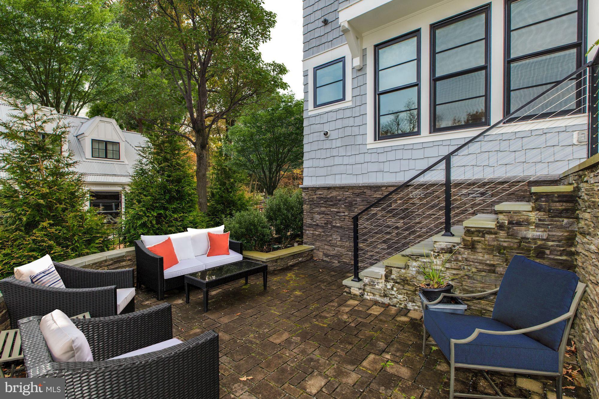 4957 Rock Spring Road Arlington, VA 22207 - Photo 28 of 31 Rear Terrace