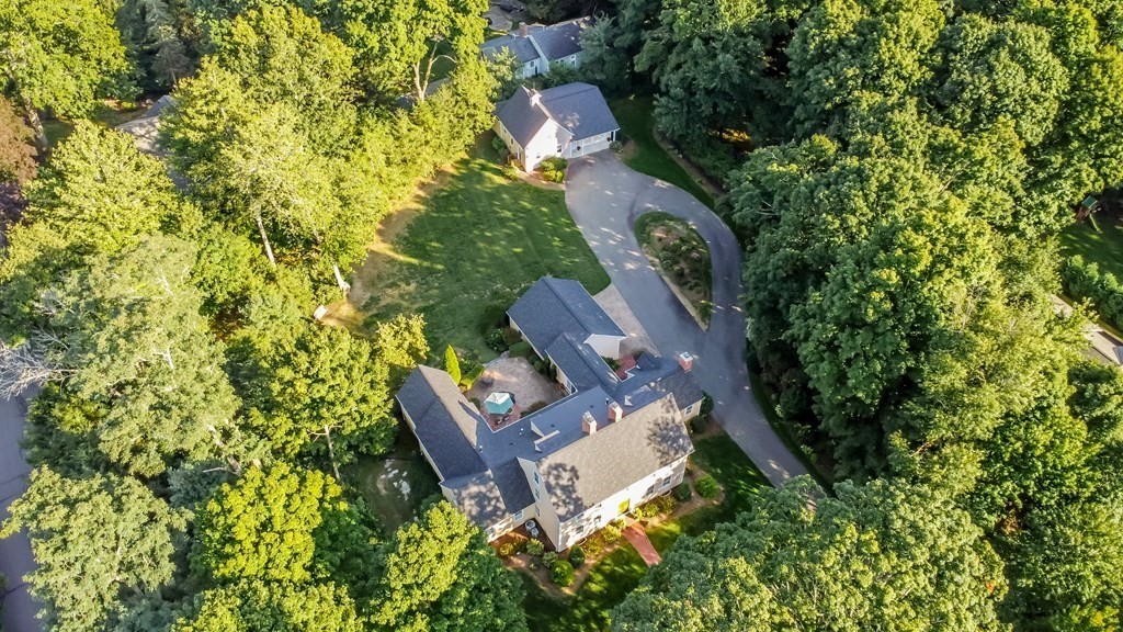 Brownstone Gardens East Longmeadow Ma Fasci Garden