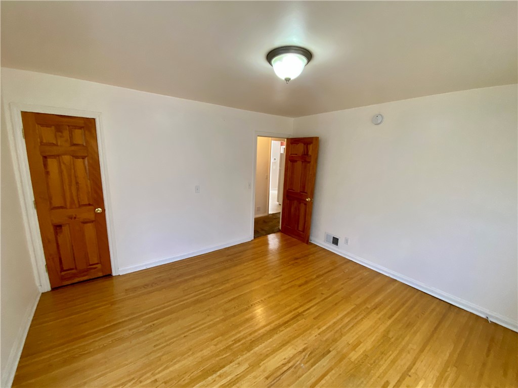 35 Westmoreland Drive Rochester, NY 14620 - Photo 11 of 26