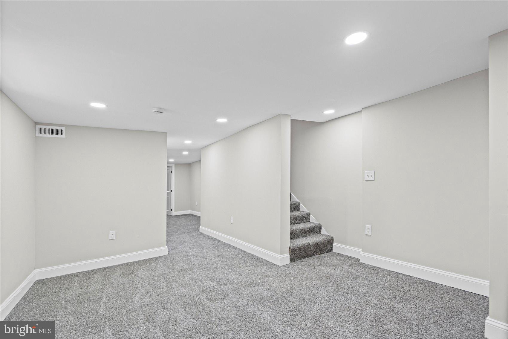 712 East 41st Street Baltimore, MD 21218 - Photo 25 of 37