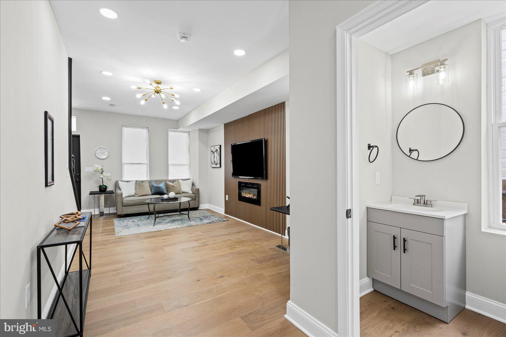 712 East 41st Street Baltimore, MD 21218 - Photo 6 of 37