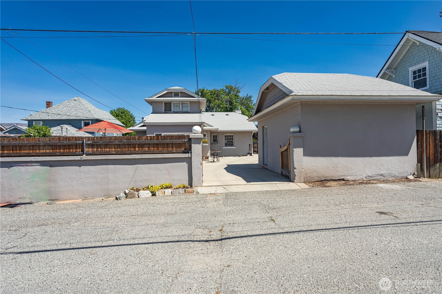 146 South Delaware Avenue Wenatchee, WA 98801 - Photo 31 of 36