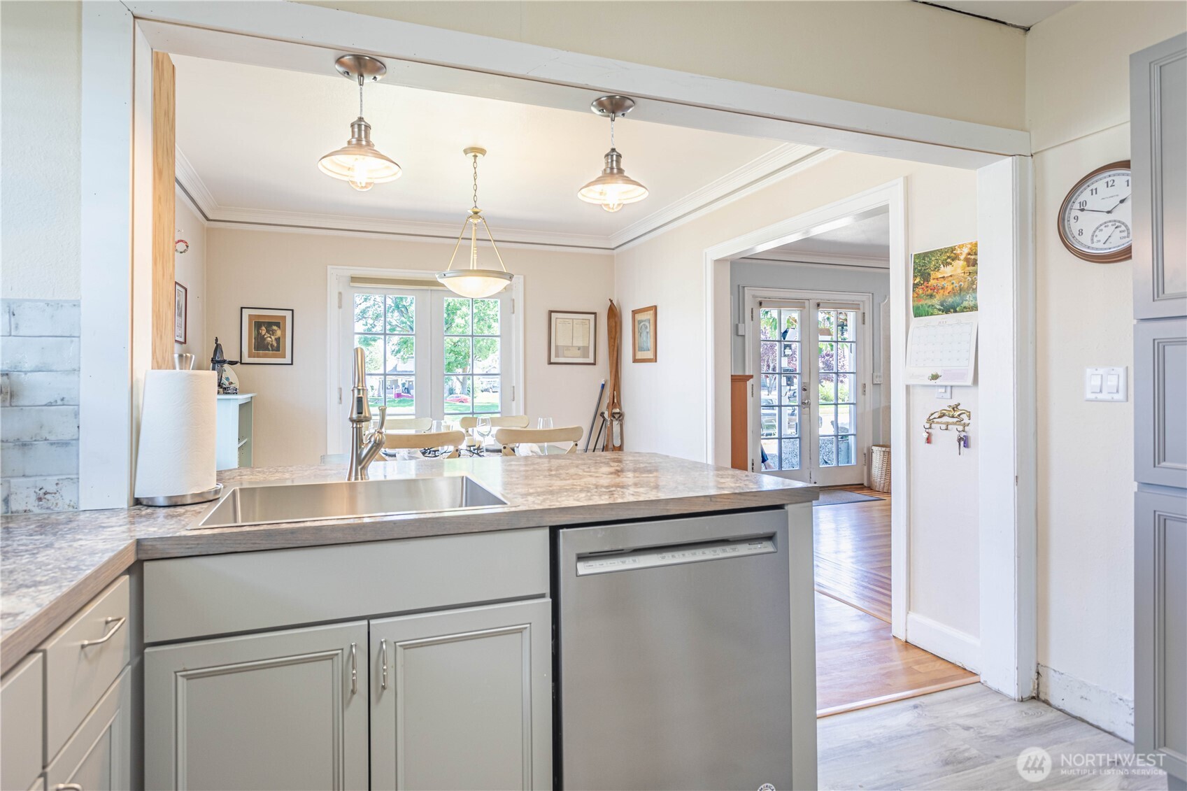 146 South Delaware Avenue Wenatchee, WA 98801 - Photo 6 of 36