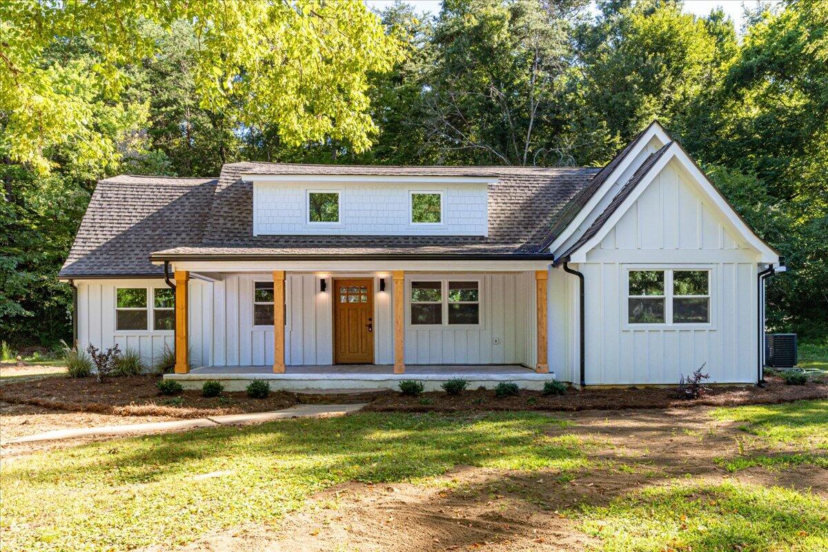 1231 Coffelt Road Hixson, TN 37343 - Photo 1 of 32 1-1231 Coffelt Rd-1