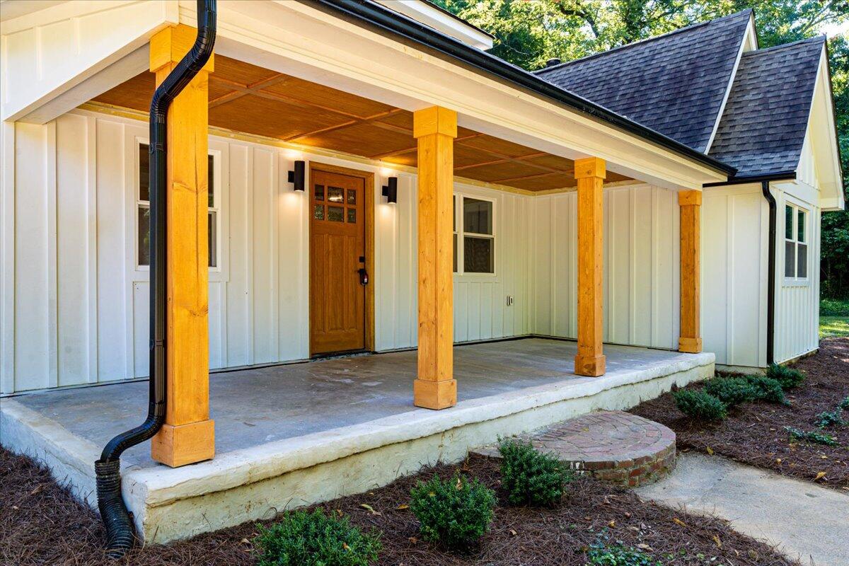 1231 Coffelt Road Hixson, TN 37343 - Photo 2 of 32 2-1231 Coffelt Rd-2