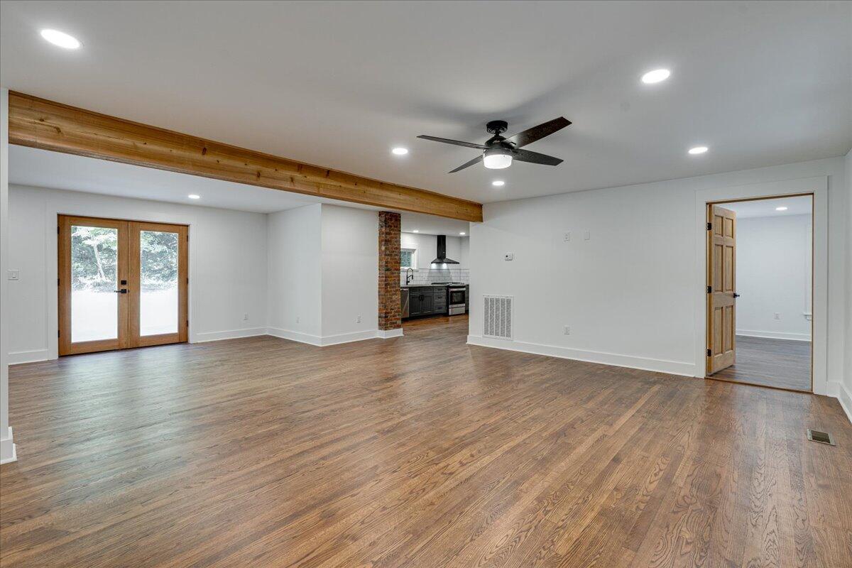 1231 Coffelt Road Hixson, TN 37343 - Photo 8 of 32 10-1231 Coffelt Rd-10