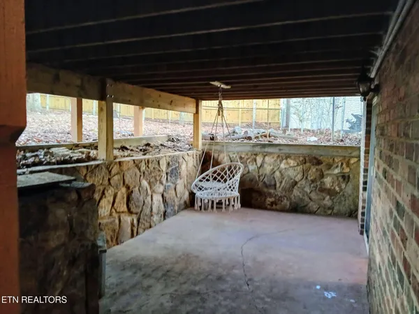 $355,000 | 7944 Whitcomb Road, Powell, TN 37849