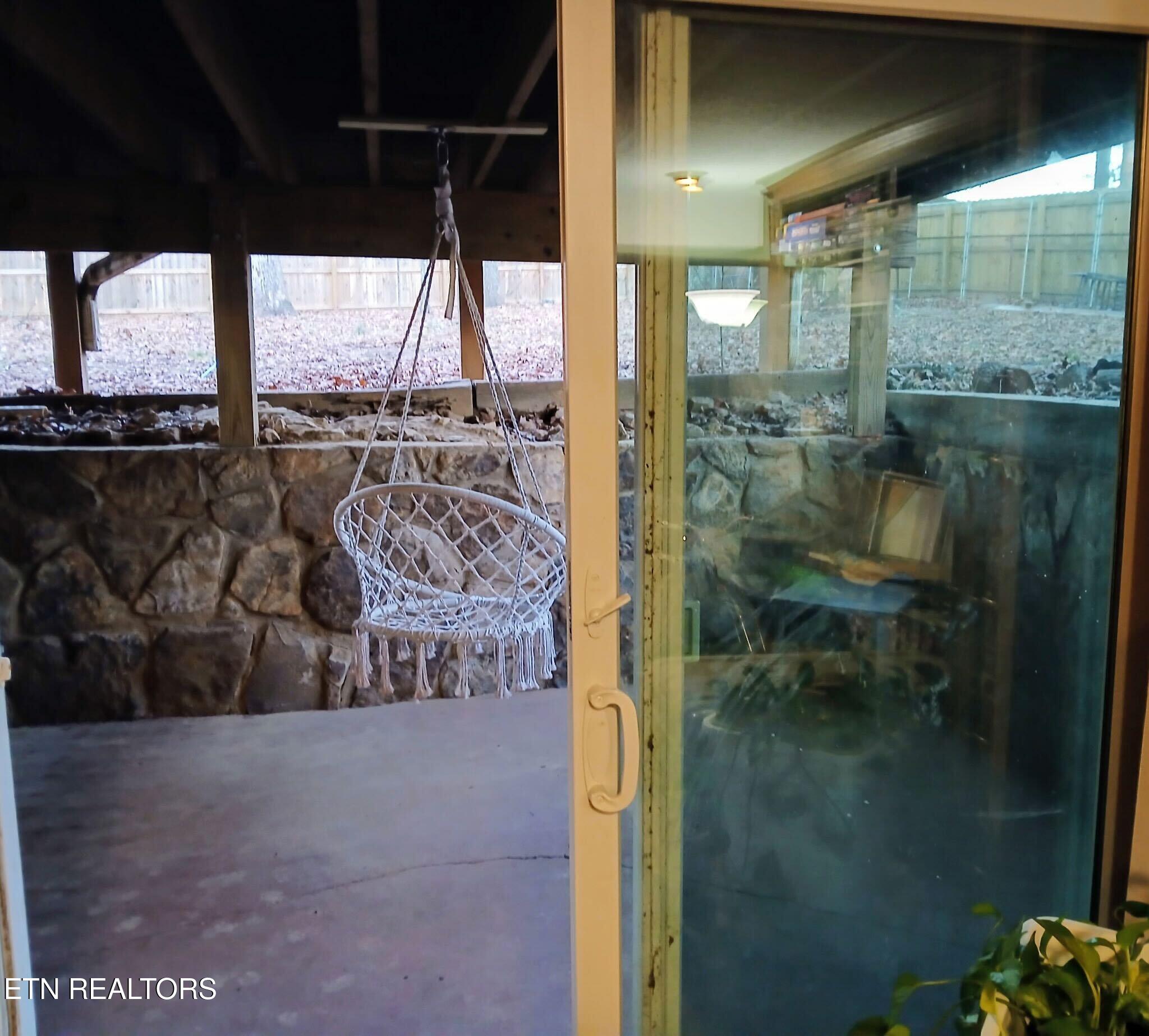 7944 Whitcomb Road Powell, TN 37849 - Photo 6 of 10 247919108109495174