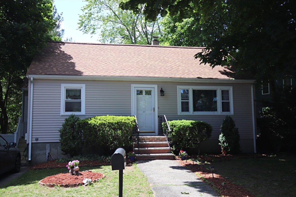 19 Juliette Road Saugus, MA 01906 - Photo 38 of 39