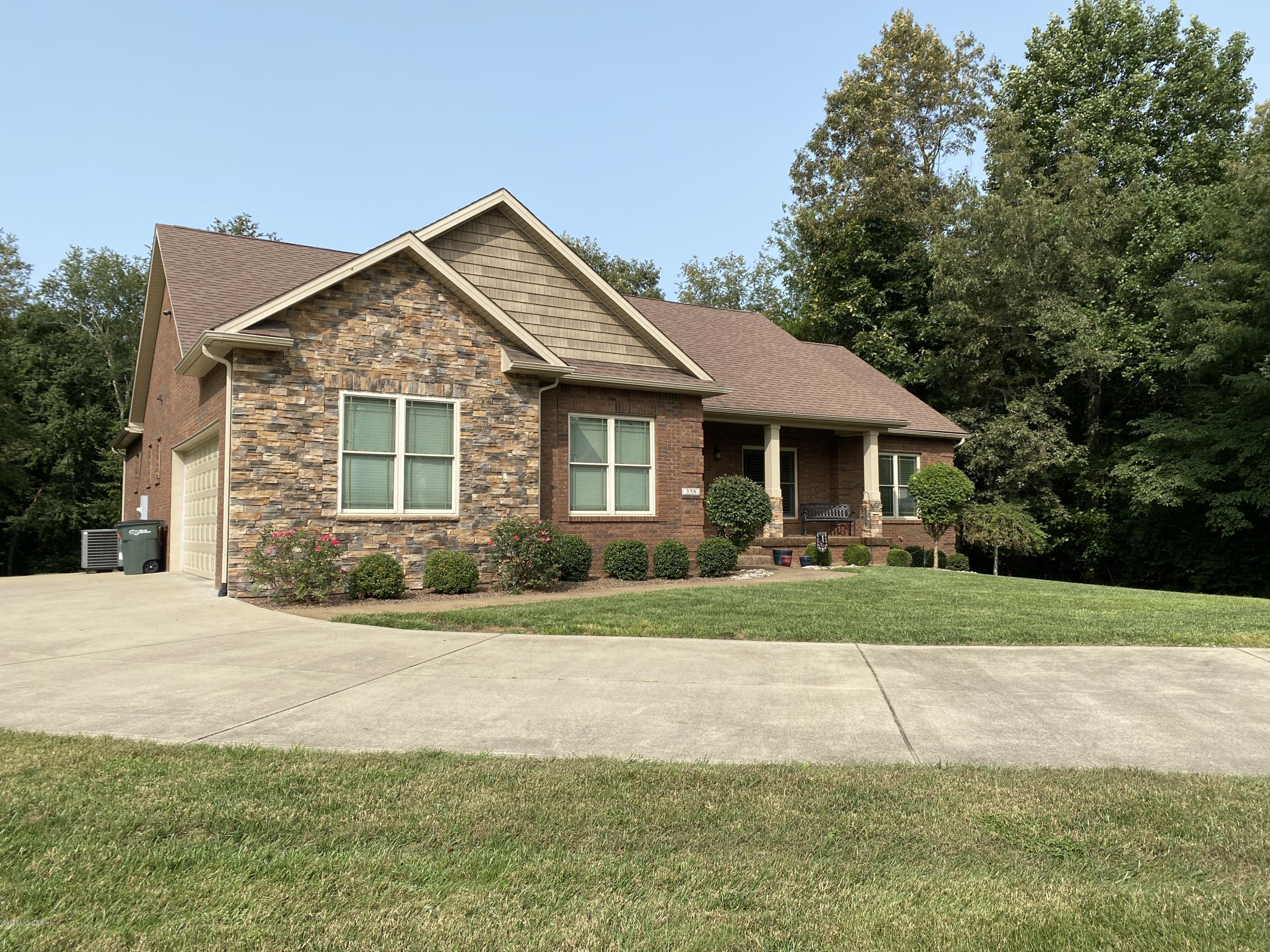 358 Springhurst Court Elizabethtown, KY 42701 - Photo 3 of 52 IMG_1072