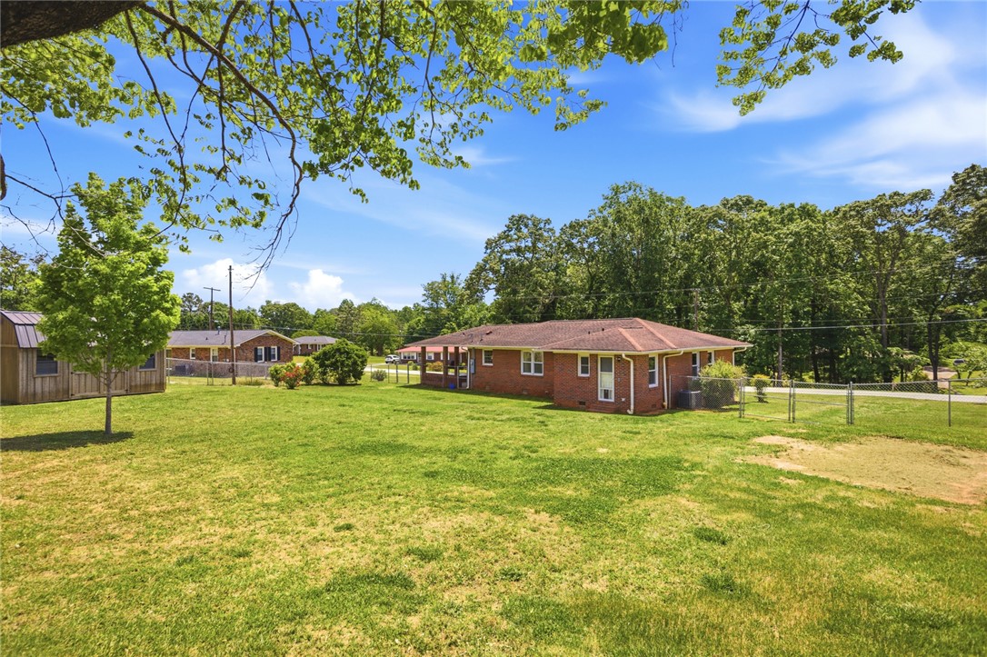 101 Mountain View Drive Walhalla, SC 29691 - Photo 3 of 37