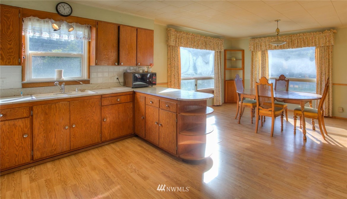 166 Copalis Beach Road Copalis Beach, WA 98535 - Photo 4 of 28 Gallery Image 4