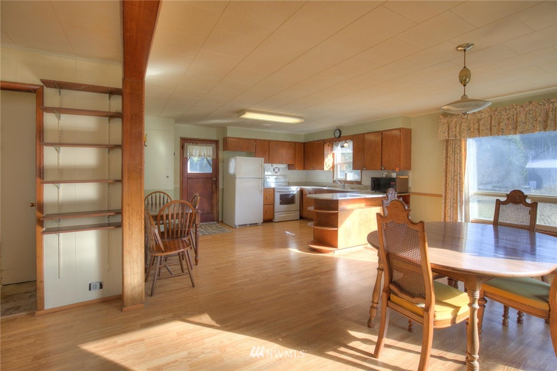 166 Copalis Beach Road Copalis Beach, WA 98535 - Photo 8 of 28 Gallery Image 8