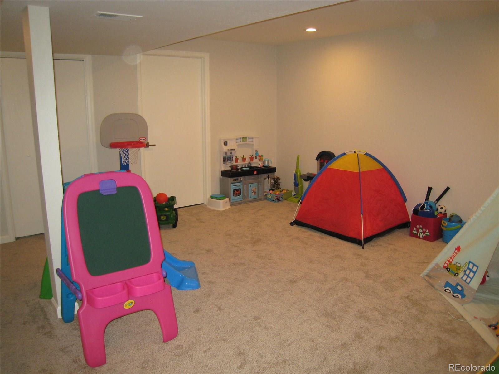 1601 Red Fox Place Highlands Ranch, CO 80126 - Photo 22 of 23 Gallery Image 22