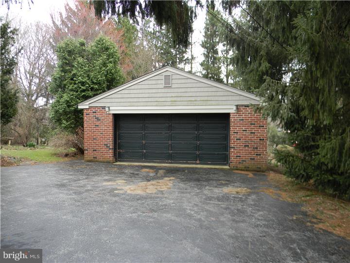 3506 Horton Road Newtown Square, PA 19073 - Photo 9 of 16 Gallery Image 9