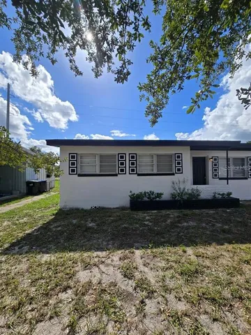 $2,100 | 1232 Elinore Drive, Orlando, FL 32808
