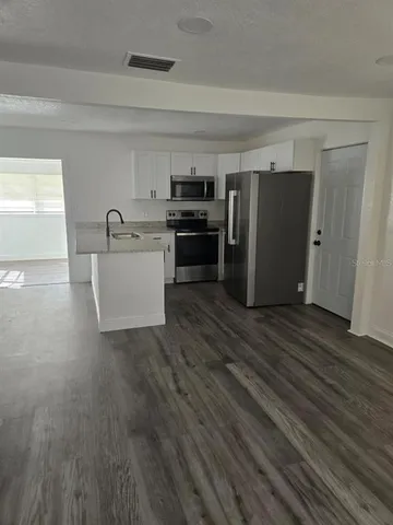 $2,100 | 1232 Elinore Drive, Orlando, FL 32808