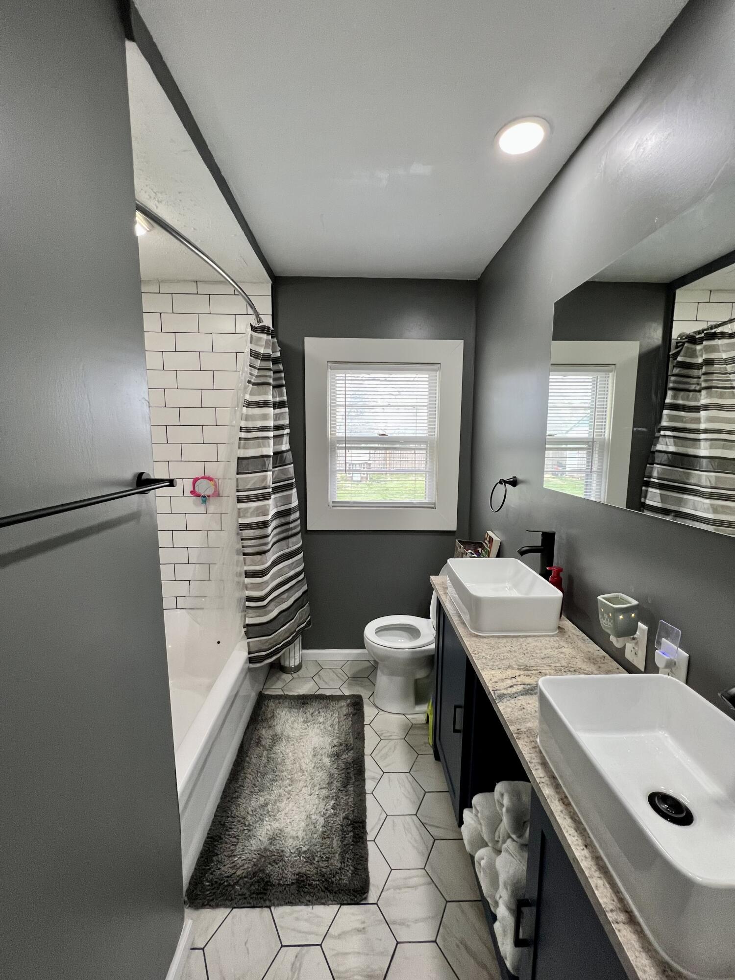 137 Perrysburg Road Cairo, OH 45820 - Photo 5 of 17