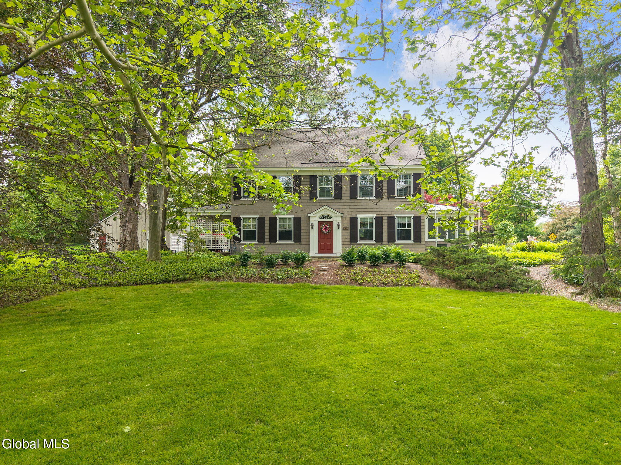 2-1630NewScotlandRd_002