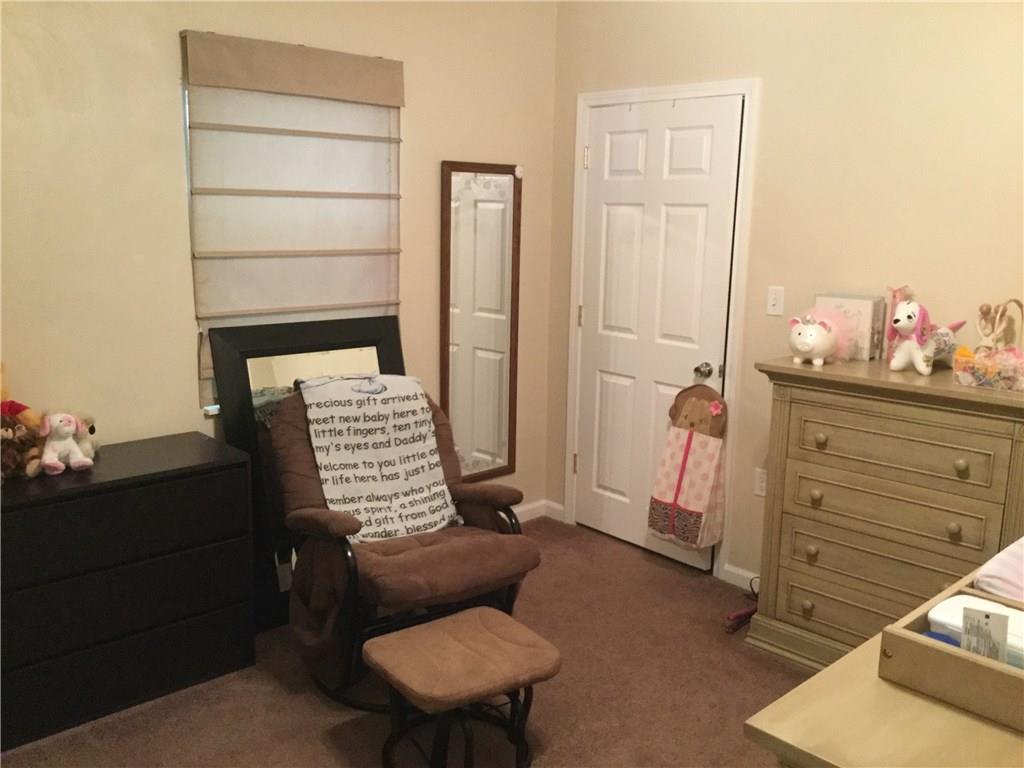 423 Jacks Run Road Pittsburgh, PA 15202 - Photo 11 of 24 Gallery Image 11