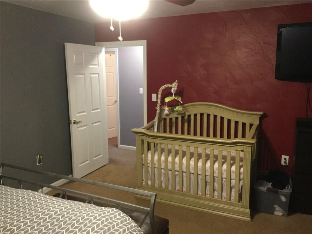 423 Jacks Run Road Pittsburgh, PA 15202 - Photo 13 of 24 Gallery Image 13