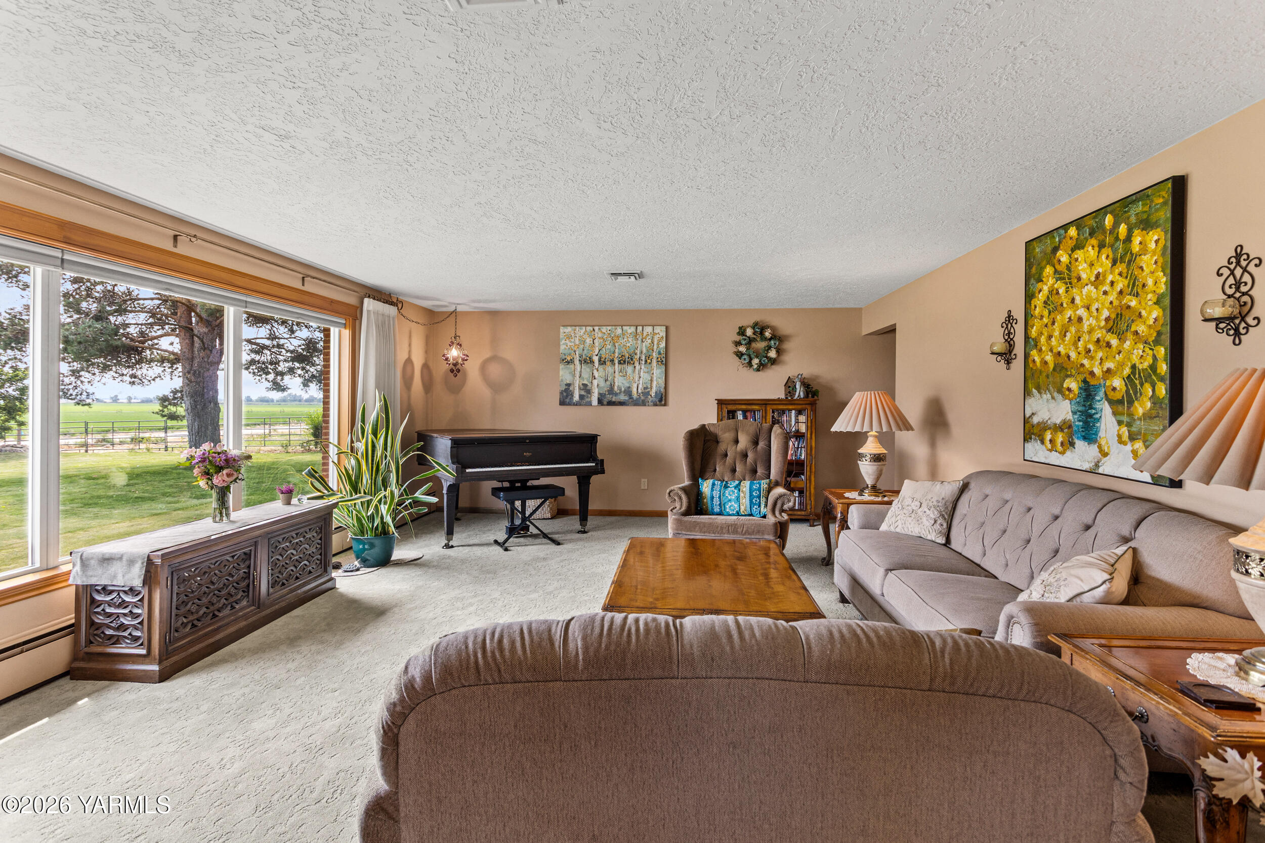 2660 Brownstown Road Harrah, WA 98933 - Photo 11 of 88 Living area