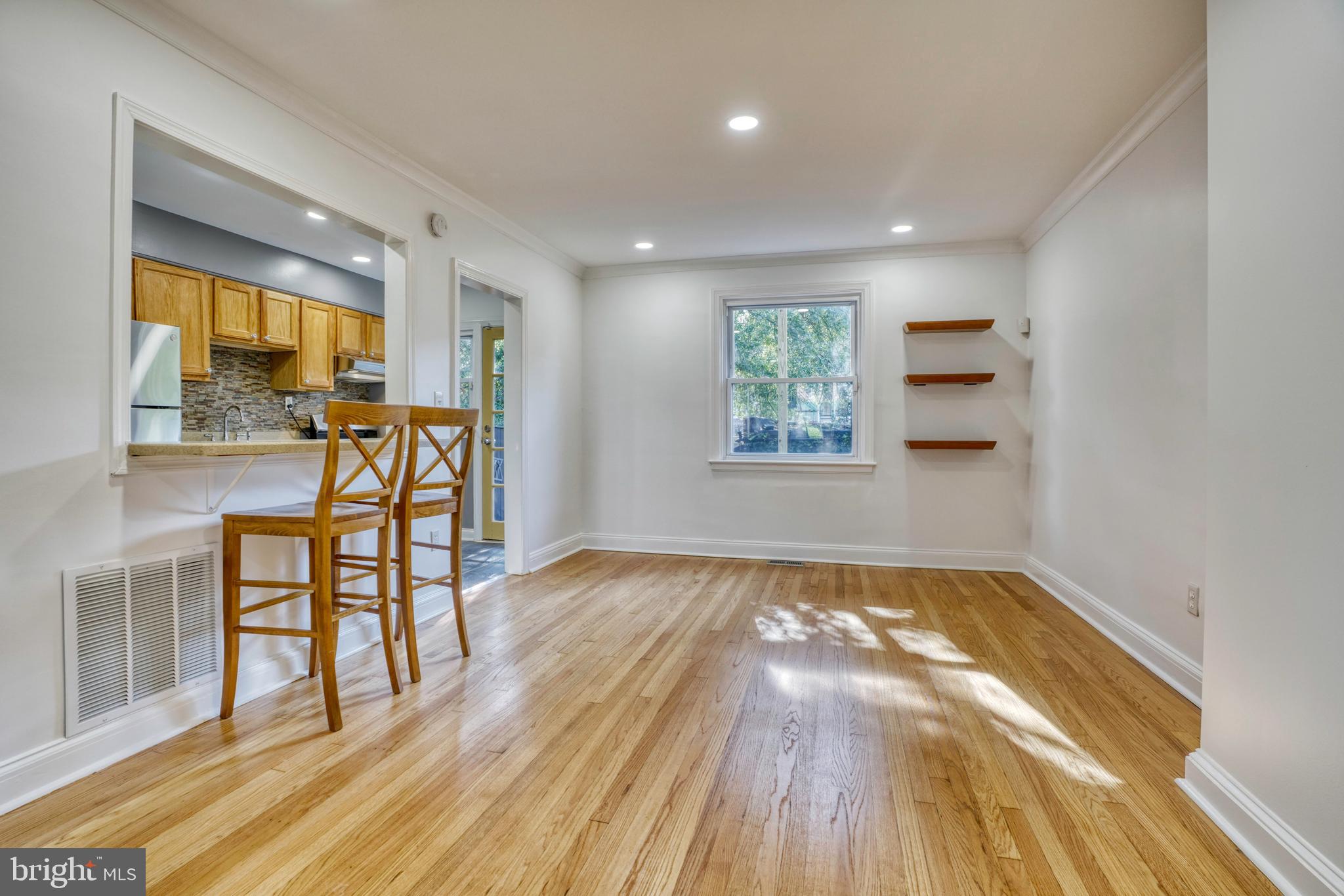 3804 Ednor Road Baltimore, MD 21218 - Photo 17 of 31 Dining Room