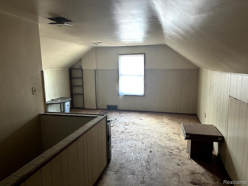 13681 Castleton Street Detroit, MI 48227 - Photo 9 of 10