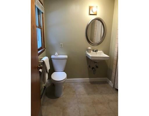 289 Moosehill Road Walpole, MA 02032 - Photo 17 of 23 Gallery Image 17
